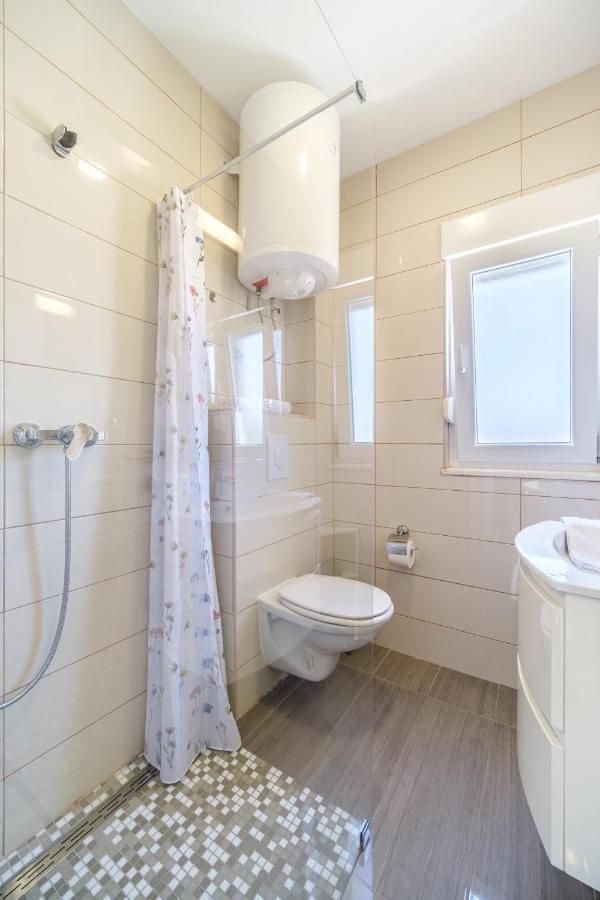 Villa Zdenka Milna  Bagian luar foto